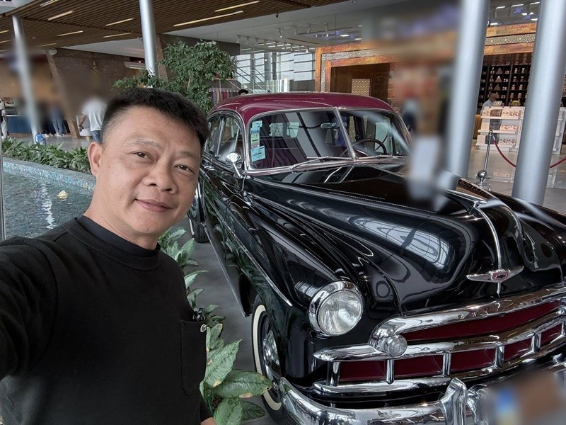 BTV Quang Minh va Van Hugo bi phat vi on ao quang cao sua-Hinh-7