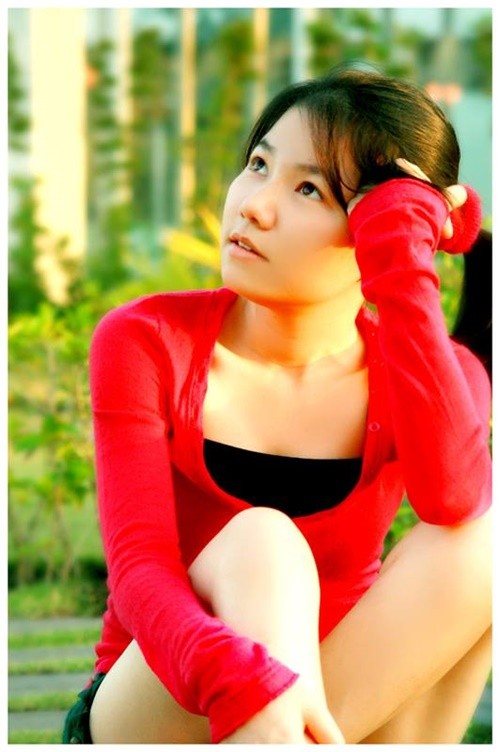 Thanh vien nhom H.A.T Ngo Quynh Anh hiem hoi mac goi cam-Hinh-9