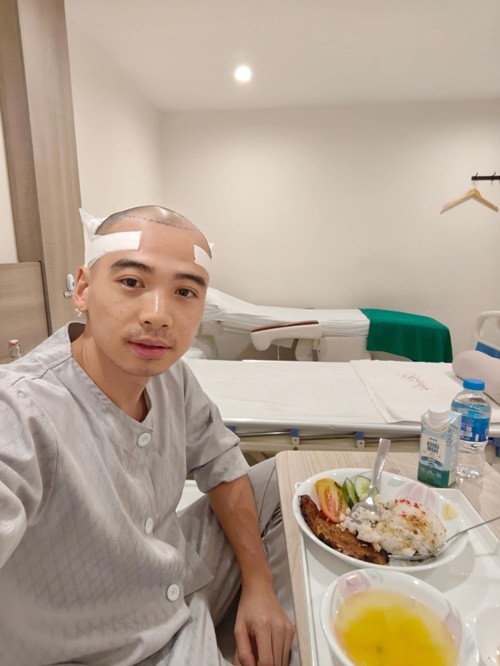 Chong H’hen Nie tan trang ve ngoai sau khi ket hon-Hinh-2