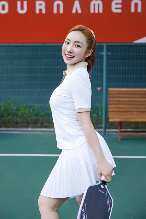 Vo Chi Bao khoe ve goi cam tren san pickleball-Hinh-3