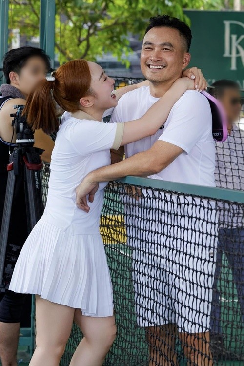 Vo Chi Bao khoe ve goi cam tren san pickleball-Hinh-5