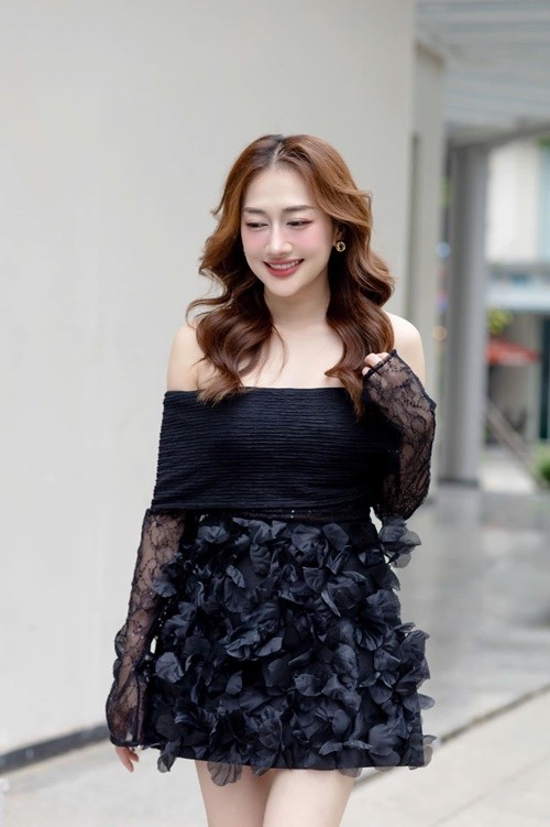 Phuong Lan “lot xac” goi cam sau chia tay Phan Dat-Hinh-5