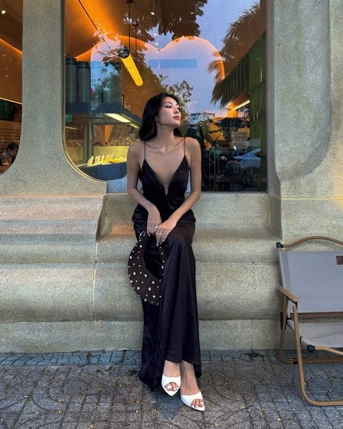 A hau Thao Nhi Le khoe body goi cam voi vay ao tao bao-Hinh-12
