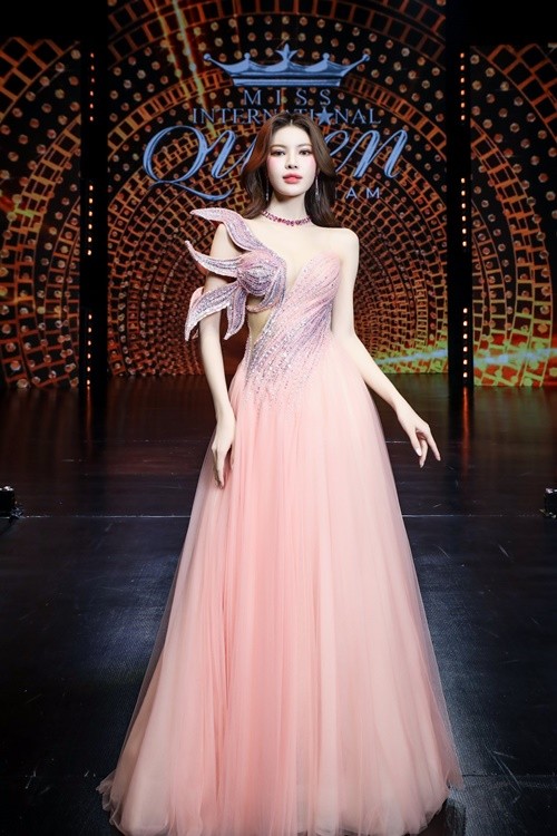 Do nhan sac Diu Thao - An Nhi - Tuong San truoc khi het nhiem ky-Hinh-5