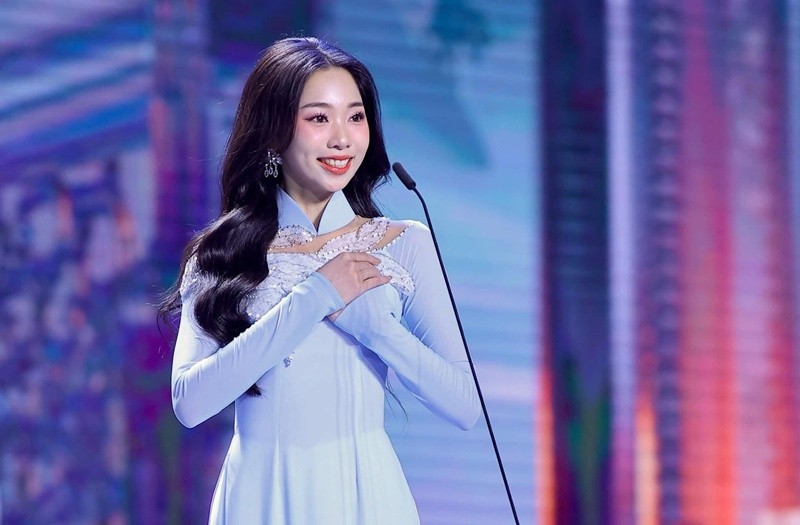 Thuy Duong hoc hai dai hoc vao chung ket Hoa hau Viet Nam 2024-Hinh-10