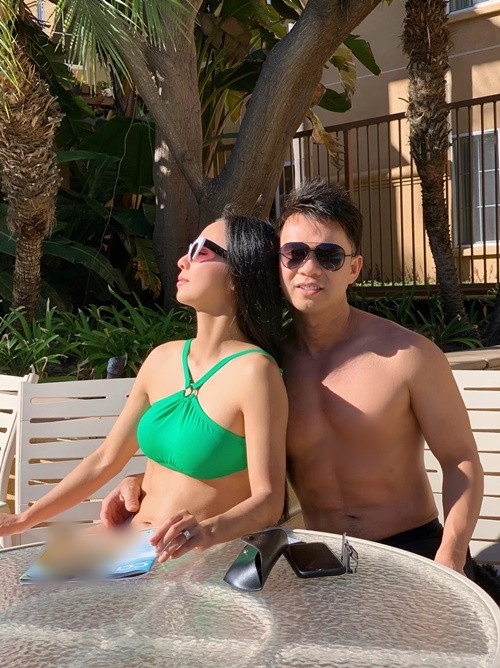 My nhan tung dinh nhu sam voi Dan Truong khoe anh bikini-Hinh-9