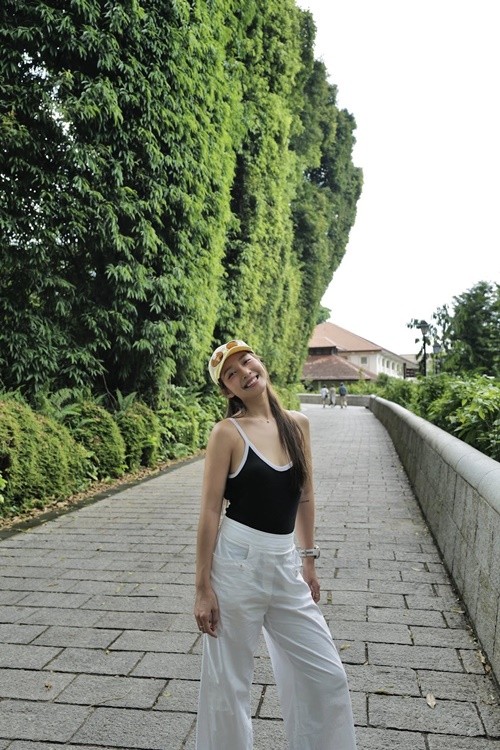 Lo nhan sac that cua Kha Ngan qua camera thuong-Hinh-10