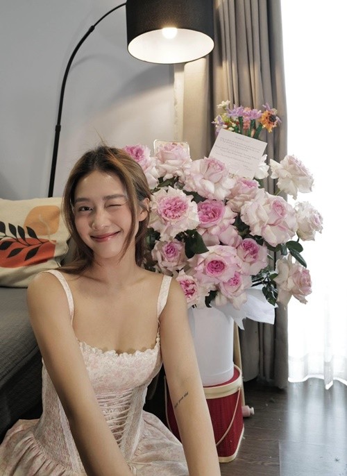 Lo nhan sac that cua Kha Ngan qua camera thuong-Hinh-9