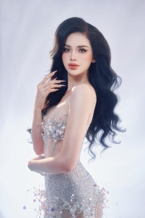 Chan dung tan Hoa hau Chuyen gioi Viet Nam 2025-Hinh-4