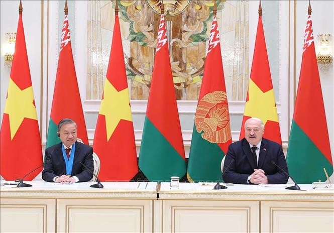 Việt Nam - Belarus nâng cấp quan hệ lên Đối tác chiến lược - Hình 2 Viet Nam - Belarus nang cap quan he len Doi tac chien luoc-Hinh-2