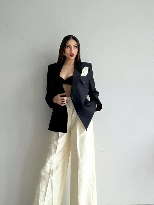 Vo Hoang Yen 3 lan thu nho vong mot, khoe sac voc sau sinh-Hinh-5