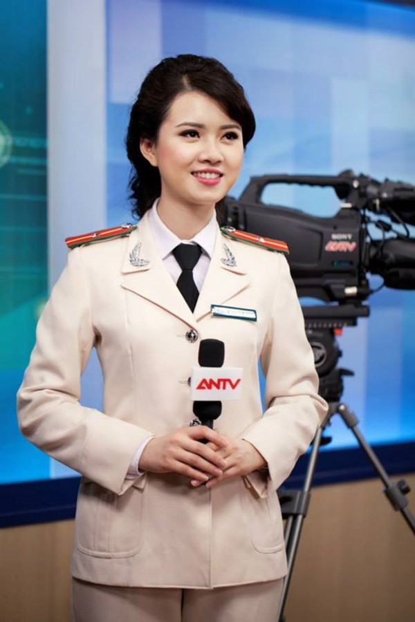 Nhan sac van nguoi me cua nu MC truyen hinh ANTV-Hinh-4