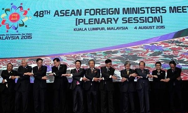 ASEAN tim duoc tieng noi chung ve van de Bien Dong vao phut chot