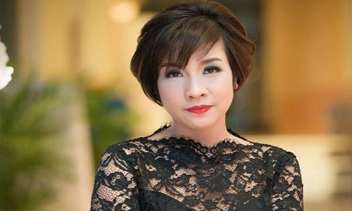 Vu My Linh bi “nem da“: Bac si Vo Xuan Son dong cam voi nu ca sy