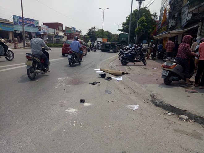 Nghe si duong pho cao tuoi nhat Hai Phong bi xe dau keo tong chet