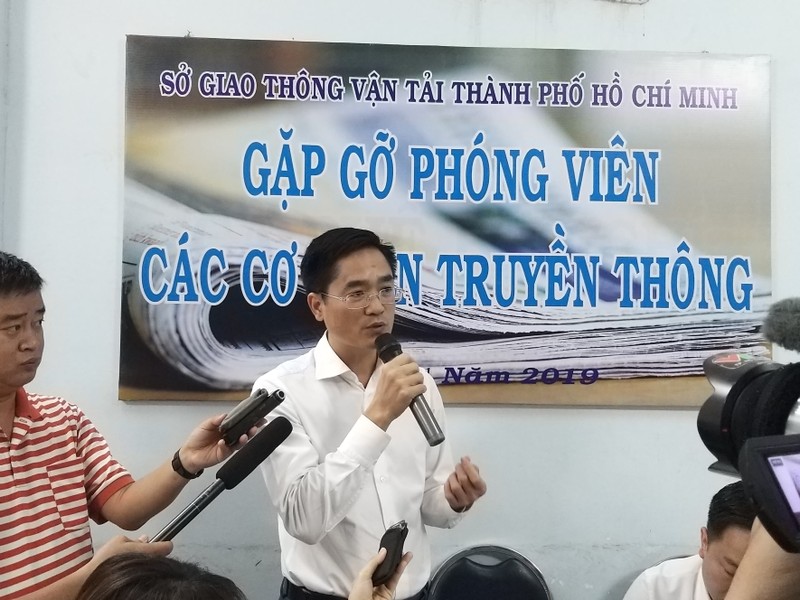 Nhieu sai pham o cau bo hanh ngang Xa lo Ha Noi bi xe container keo sap