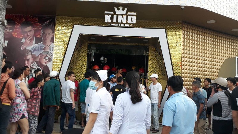 Vung Tau: Sap vu truong King Night Club, hang chuc nguoi bi chon vui-Hinh-6