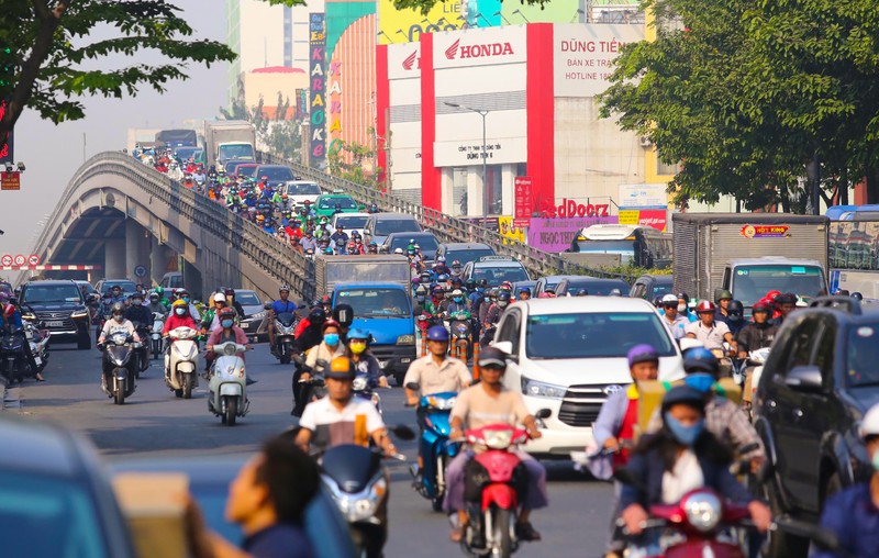 Giao thong Sai Gon hon loan, 'ngat tho' nhung ngay can Tet-Hinh-12