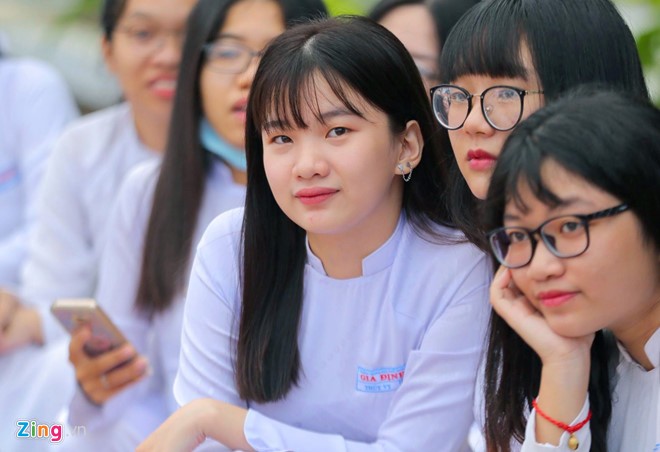 Hinh anh tuoi vui ngay khai giang tren khap ca nuoc-Hinh-6