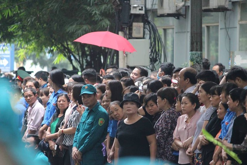 Linh cuu Chu tich nuoc Tran Dai Quang da ve den Ninh Binh-Hinh-21