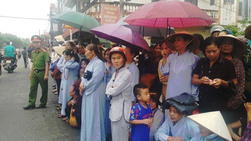 Linh cuu Chu tich nuoc Tran Dai Quang da ve den Ninh Binh-Hinh-9