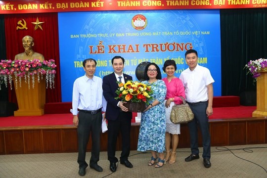 Khai truong Trang thong tin dien tu moi Mat tran To quoc Viet Nam-Hinh-6