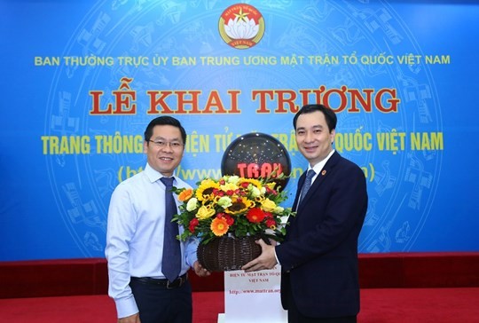 Khai truong Trang thong tin dien tu moi Mat tran To quoc Viet Nam-Hinh-7