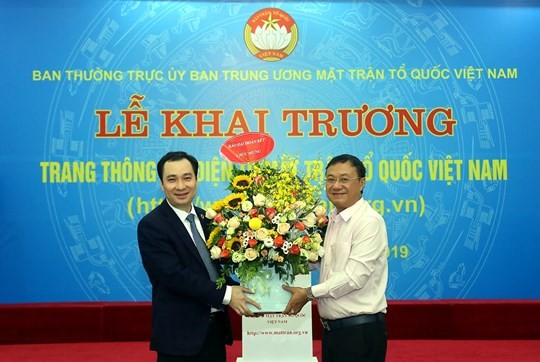 Khai truong Trang thong tin dien tu moi Mat tran To quoc Viet Nam-Hinh-9