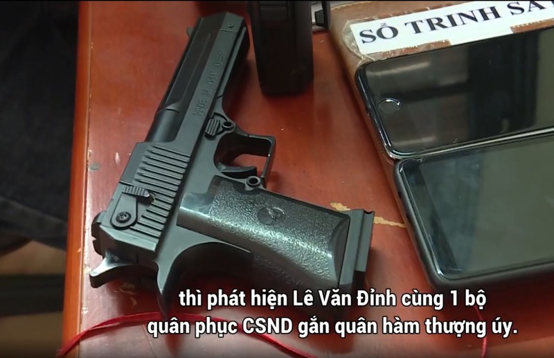 Can mat ke gia danh cong an chuyen lua phu nu vao nha nghi-Hinh-5