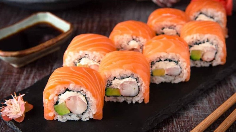 Nguoi phu nu 34 tuoi bi mat ngu, gap ao giac vi an sushi de lau ngay