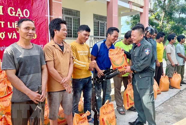 Dak Lak: Doi gao lay vu khi, vat lieu no, cong cu ho tro va phao-Hinh-2