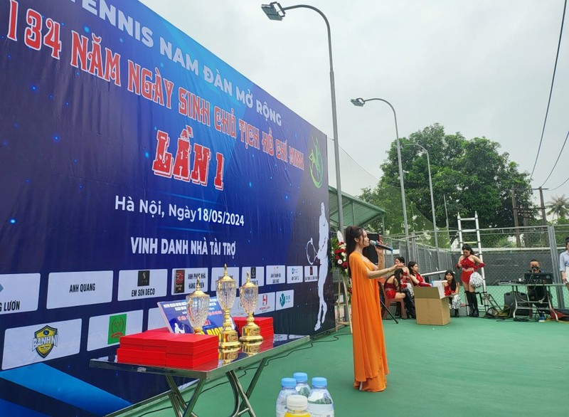 Giai Tennis Nam Dan mo rong chao mung ky niem ngay sinh nhat Bac Ho-Hinh-2