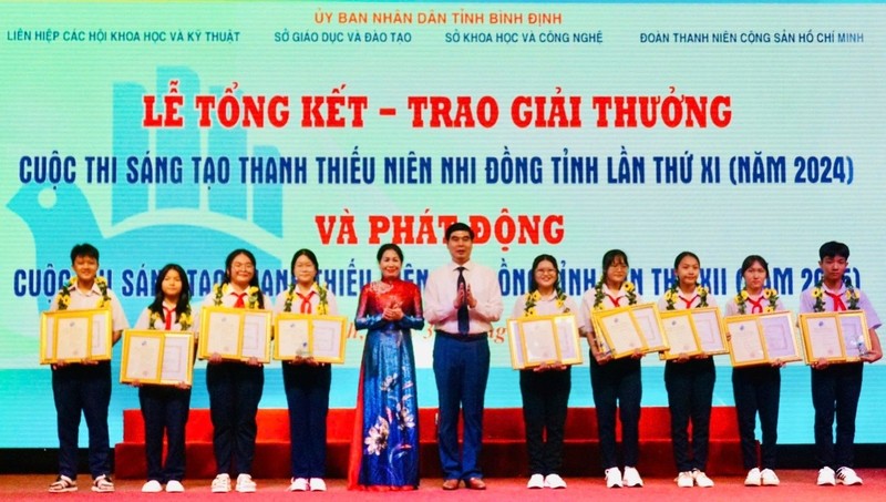 Binh Dinh: 53 giai phap doat giai Cuoc thi lan thu XI