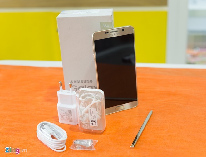 Galaxy Note 5 ban Han Quoc ve Viet Nam voi gia 