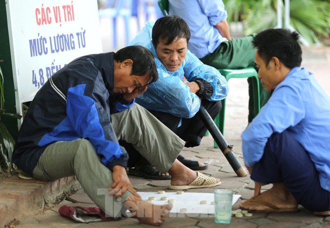 Nguoi Ha Noi run run don cai lanh dau mua-Hinh-7