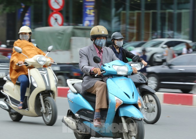 Nguoi Ha Noi run run don cai lanh dau mua-Hinh-9