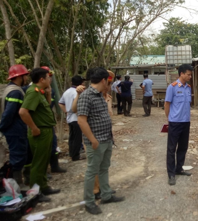 No sung soi bac 4 nguoi chet: Cong an tiet lo chu nhan khau sung AK Tuan 