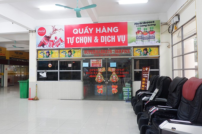 Ben xe My Dinh diu hiu, vang tanh nguoi giua dich COVID-19-Hinh-2