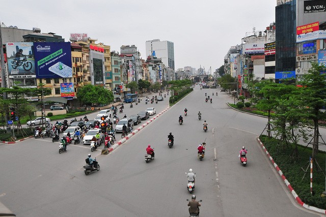 Duong pho Ha Noi the nao trong ngay dau thuc hien cach ly toan xa hoi?-Hinh-6