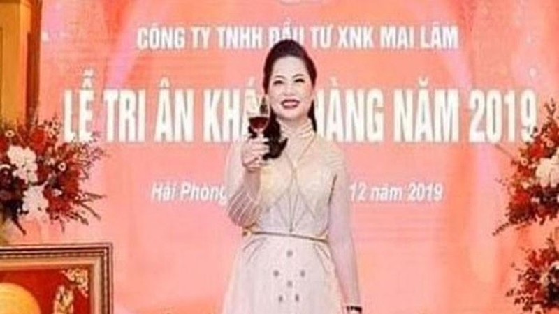 Hai Phong: Thieu phu xinh dep “muu cao” the nao chiem doat 254 ty?