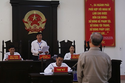 Dam o nam sinh Tay Ninh: Chan dung nhung ong thay bien thai-Hinh-10