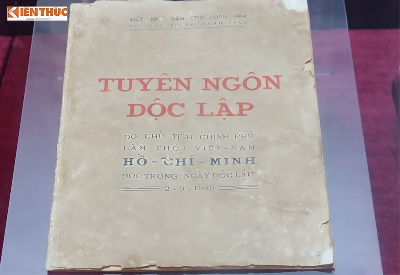 Cau chuyen cam dong ve chiec ao Chu tich Ho Chi Minh mac ngay 2/9/1945-Hinh-2