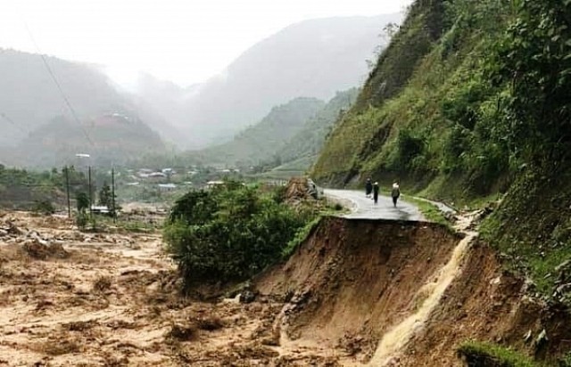 Canh bao lu quet, sat lo dat, ngap lut tai khu vuc mien nui Bac Bo