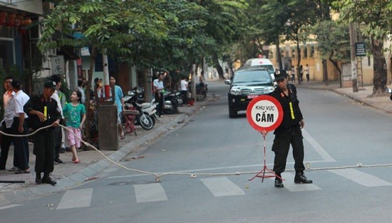 Tam cam duong phuc vu Dai hoi Dai bieu lan thu XVII Dang bo Ha Noi