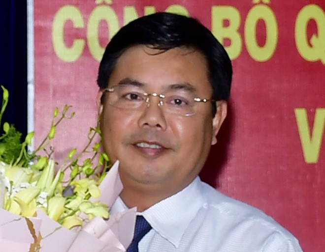 Chan dung ong Nguyen Tien Hai tai dac cu Bi thu Tinh uy Ca Mau-Hinh-3