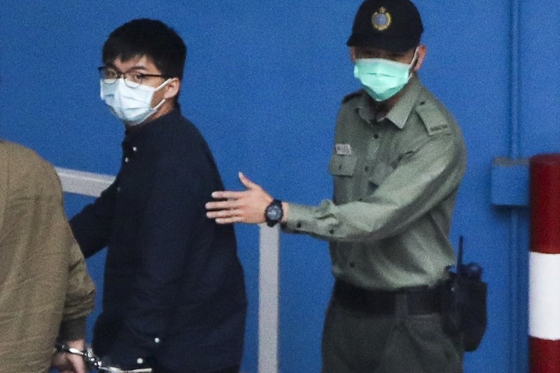 Joshua Wong bi biet giam vi bac si phat hien 'bong mo' trong bung