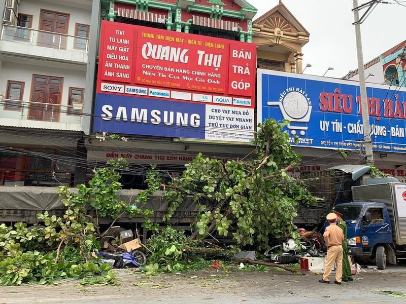 Vu tai xe container danh lai cuu 2 nguoi: Co vi pham toc do?