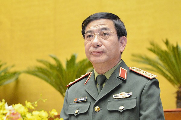Bo truong Pham Van Giang duoc thang quan ham Dai tuong-Hinh-2