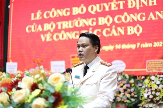 Chan dung tan Giam doc Cong an tinh Dak Nong-Hinh-3