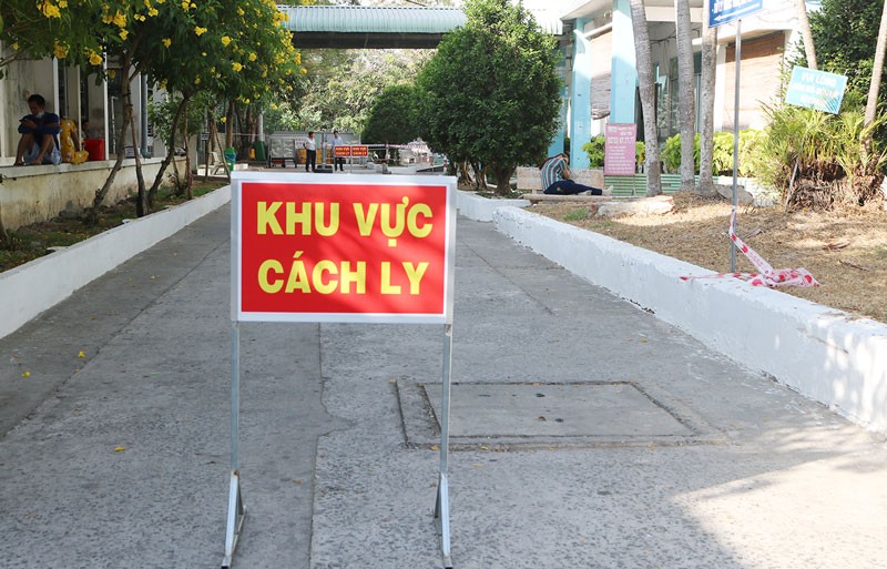 Vi pham phong dich COVID-19, Ha Noi phat cao nhat 200 trieu/loi-Hinh-8